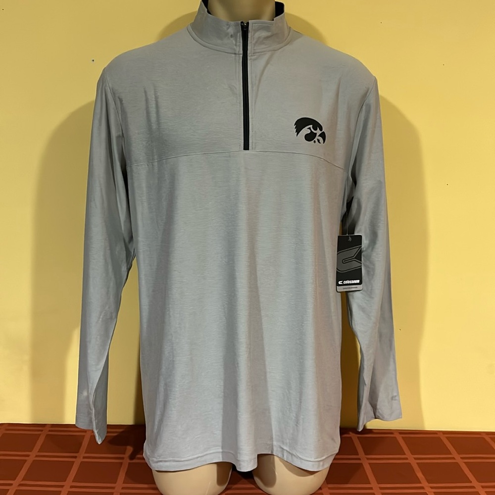 Iowa Hawkeyes colosseum windshirt large grey new